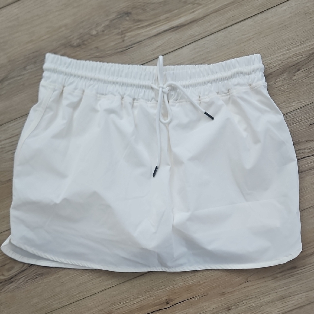 Off White Cream Women's Skorts